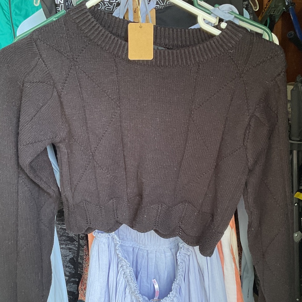Lulu's Dark Knit Cropped Sweater